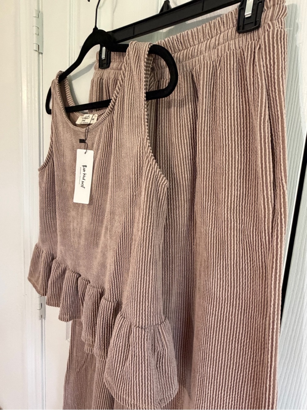 Three Bird Nest Textured Gauze Peplum Lounge Set Wide Leg Pants Neutral Boho M - Picture 3 of 11